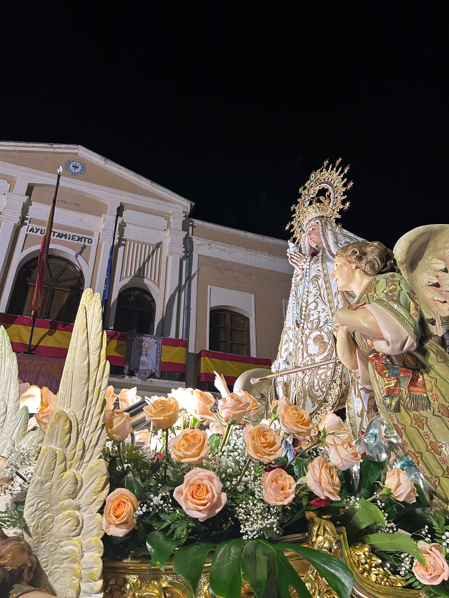 Virgen de la Piedad Patrona de Quintanar de la Orden en su santuario